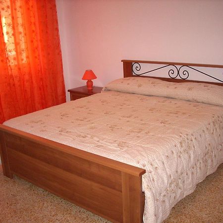 Il Giardino Del Nespolo Bed & Breakfast Alghero Exterior photo